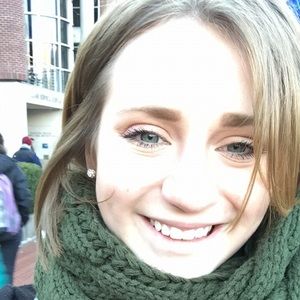 Meet your Posher, Olivia